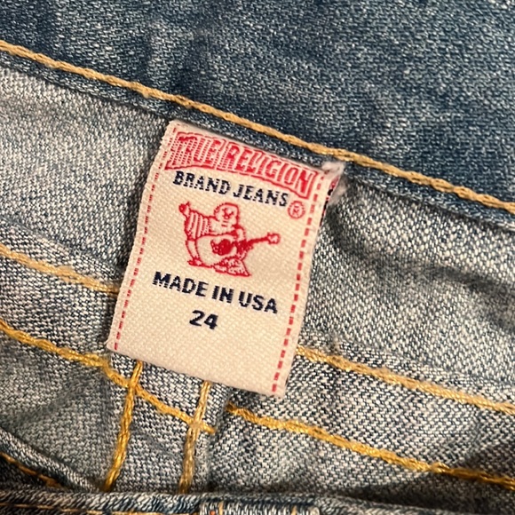 True religion shorts - Picture 2 of 3